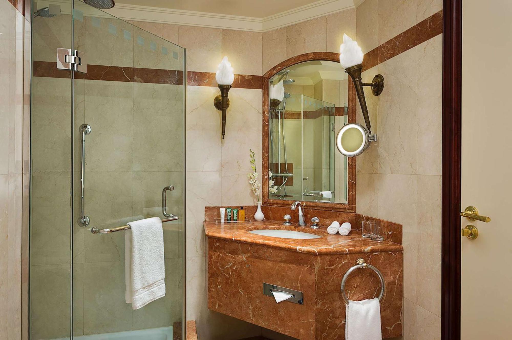 Habtoor Metropolitan Palace 5*