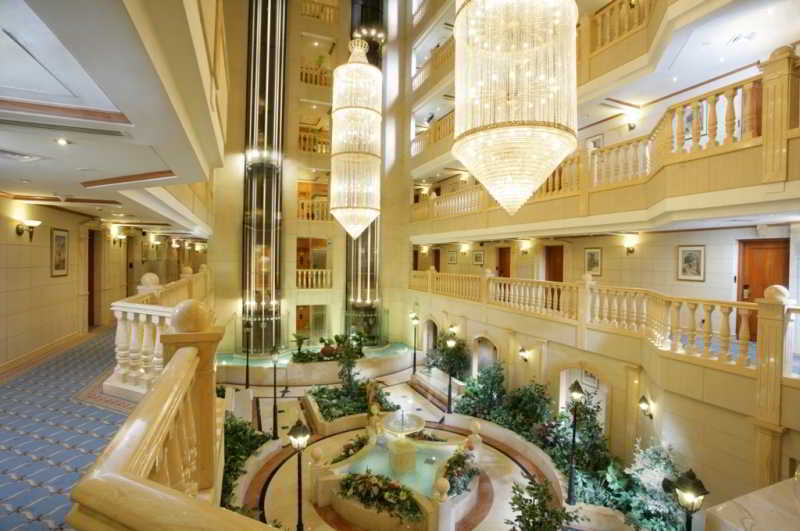 Habtoor Metropolitan Palace 5*