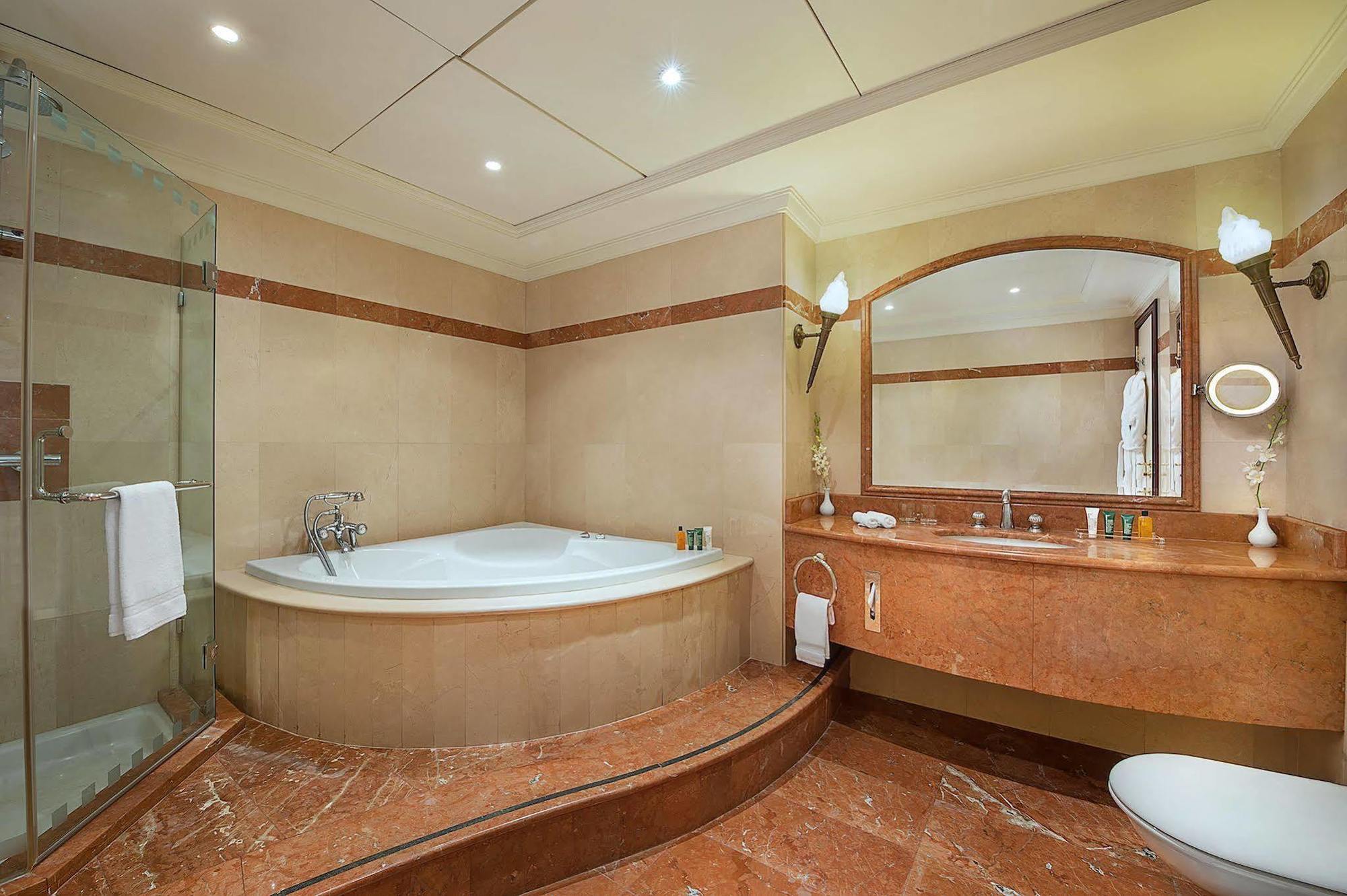Habtoor Metropolitan Palace 5* Beirut